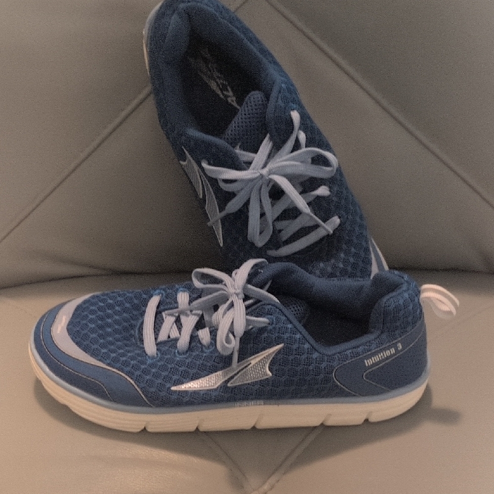 Altra Intuition 3. Blue Athletic Sneakers with White Accents